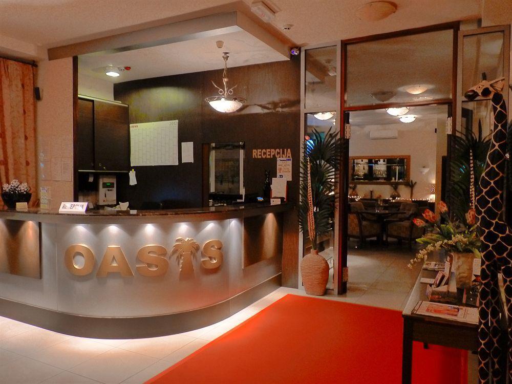 Garni Hotel Oasis Belgrado Exterior foto