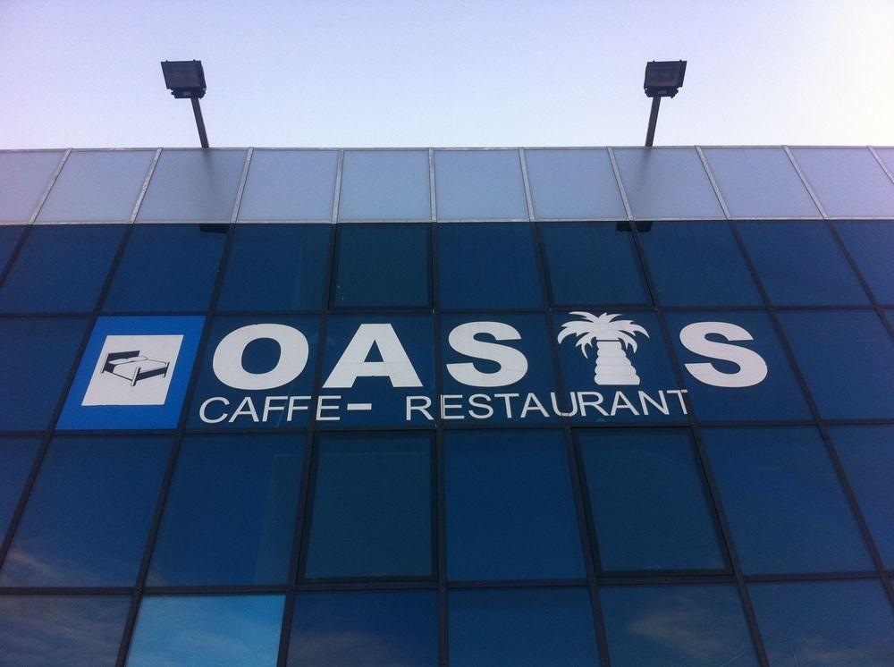 Garni Hotel Oasis Belgrado Exterior foto